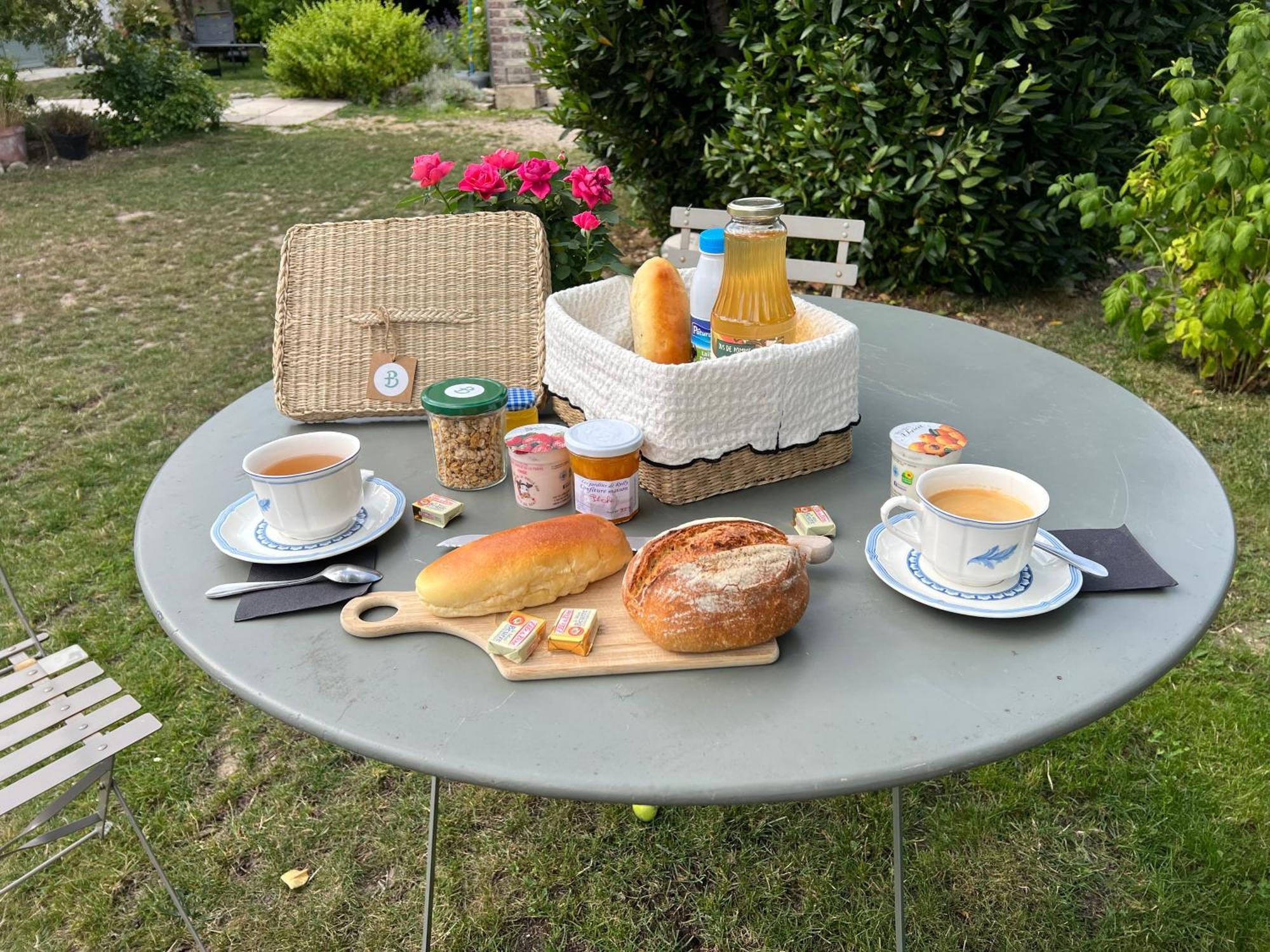 Paddock Prestige By La Boite En Plus Chantilly Exterior foto